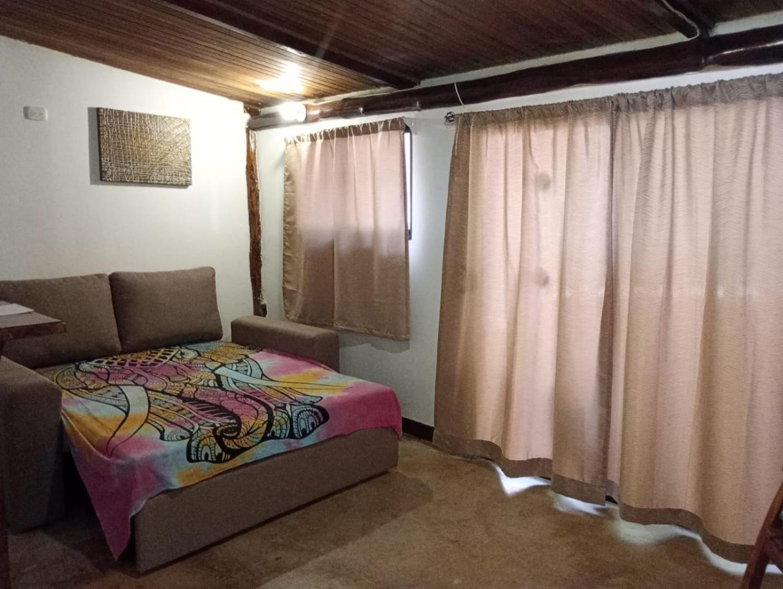 Tamahostel & Glamping Tamarindo Eksteriør billede